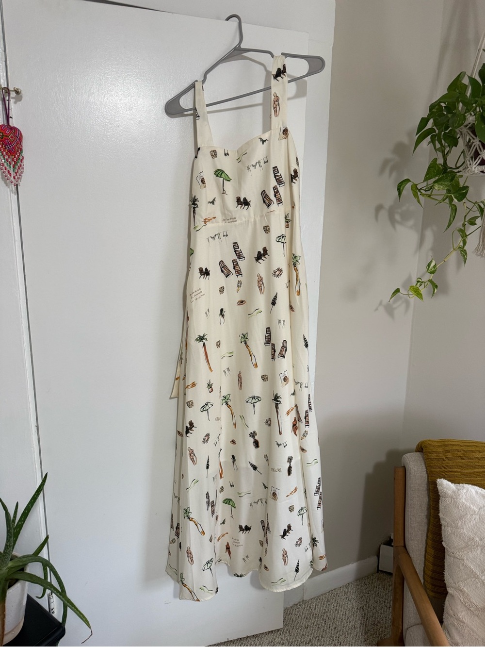 Commense Tropical-Print Maxi Dress - Picture 8 of 9